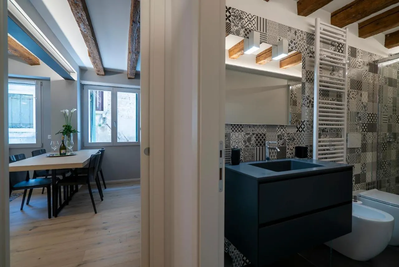 Apartment San Stae Glamour Venice